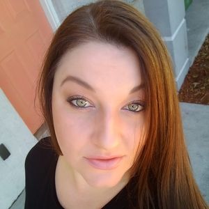 Meet your Posher, Christa